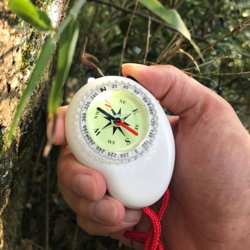 Mini Outdoor Survival Compass  - Outdoor Adventure Guide recension och pris